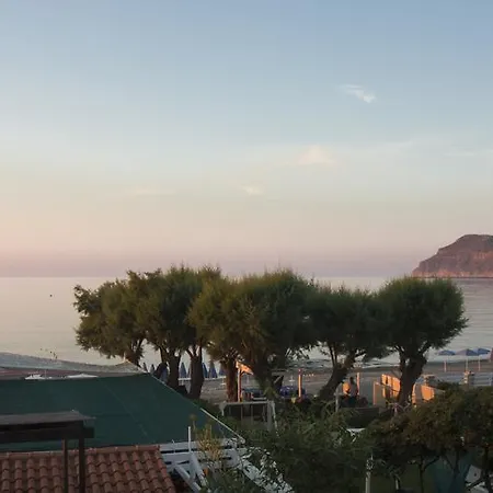 Apartament Ilias *
