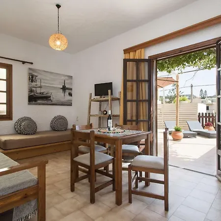 Apartament Ilias *